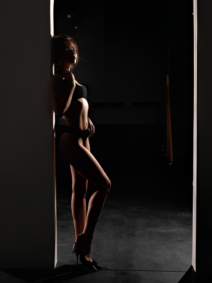 Азалия привлекальеная девушка из Рязани цена от 4000 руб