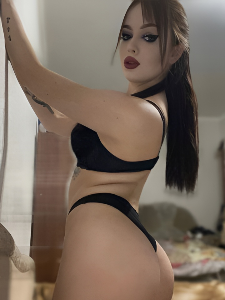 Эмиля привлекальеная девушка из Рязани цена от 2500 руб