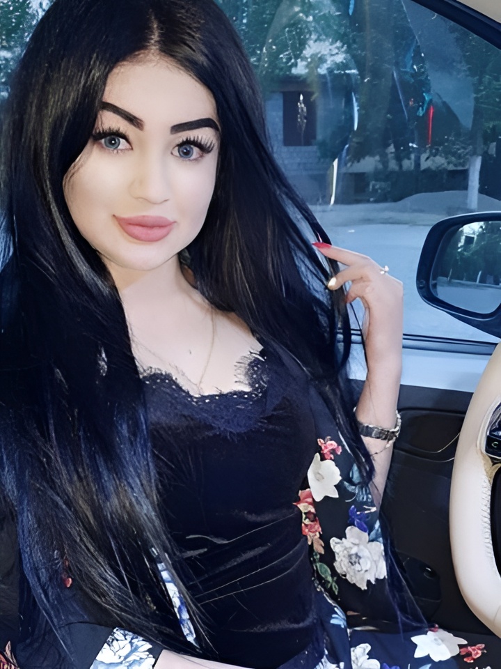 Юлия привлекальеная девушка из Рязани цена от 10000 руб