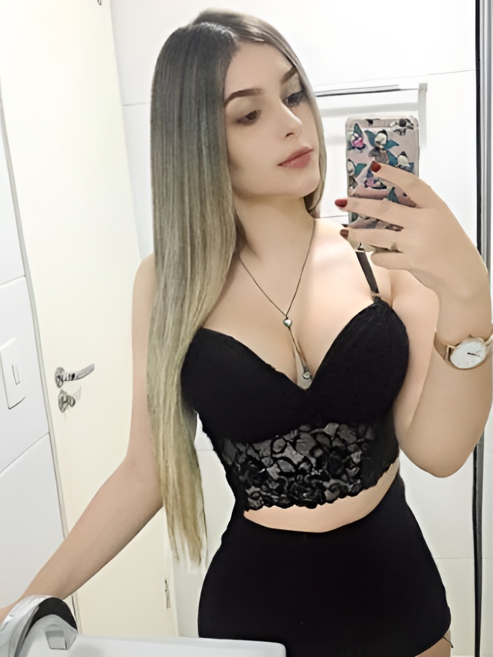 Зина привлекальеная девушка из Рязани цена от 2500 руб