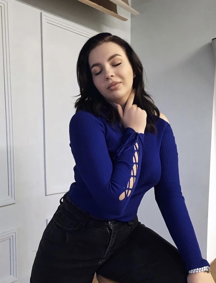 🎥 Дуня привлекальеная девушка из Рязани цена от 7000 руб