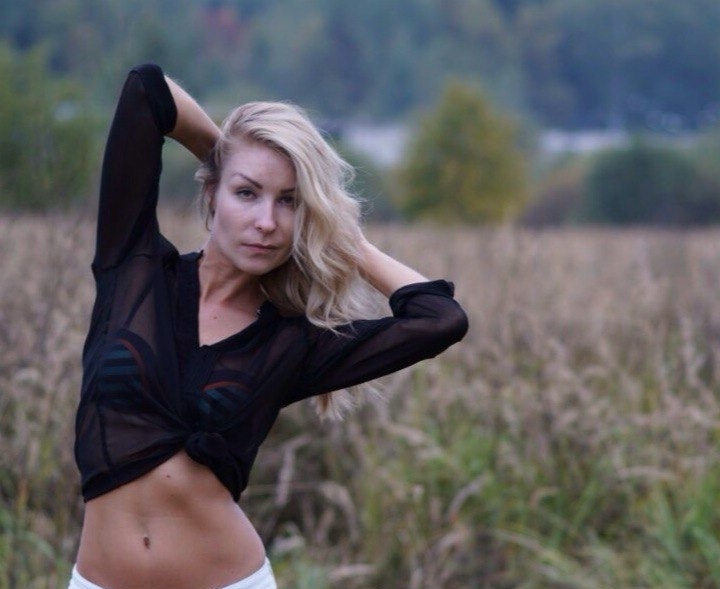 Ирина привлекальеная девушка из Рязани цена от 3000 руб