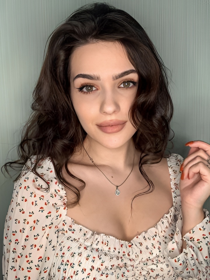 Индивидуалка Ида, доступна для личного знакомства от 10000 руб